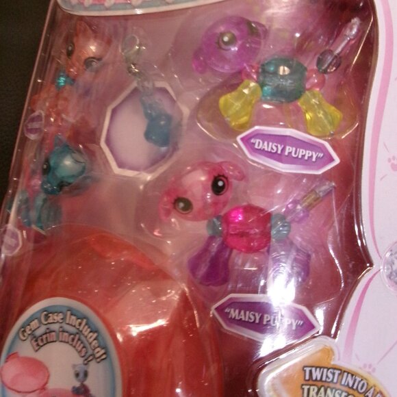 NWT Series 1 Twisty Petz Kitties and Puppies Babies Bracelet Set - Picture 7 of 9